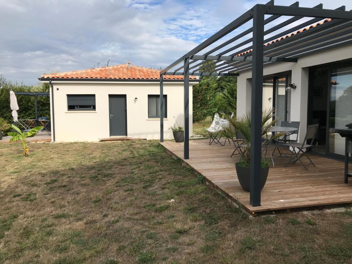 Les Paillotes Des Iles Et Re Villa Saint-Simon-de-Bordes Exterior photo